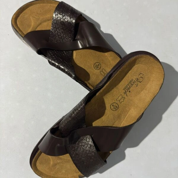 Brown Cross-Strap Leather Comfort Slip on Palm
