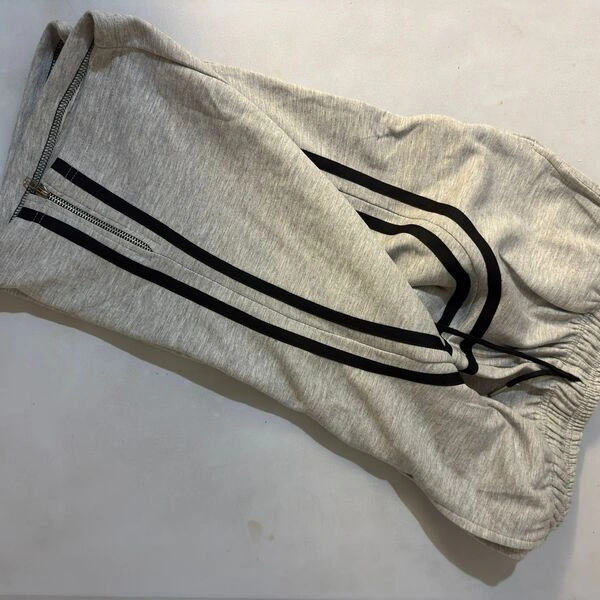 Men’s Grey Jogger Sweatpants with Zipper Pockets & Side Stripe Design