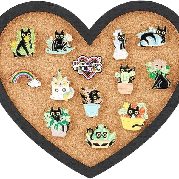 BENECREAT Heart Cork Pin Board Bulletin Board 8 x 6.7